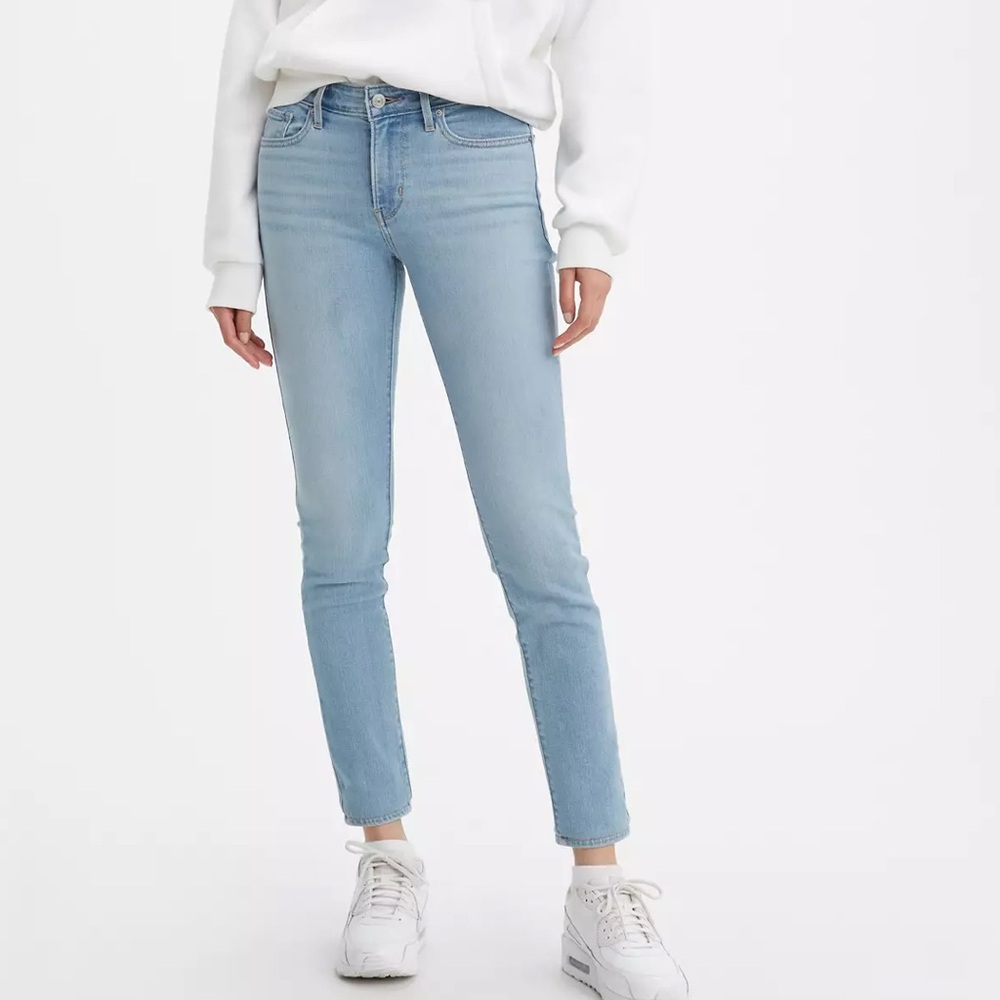 Levi’s 711 Skinny Jeans Size 30 Sidetracked Light Wash Mid Rise EUC